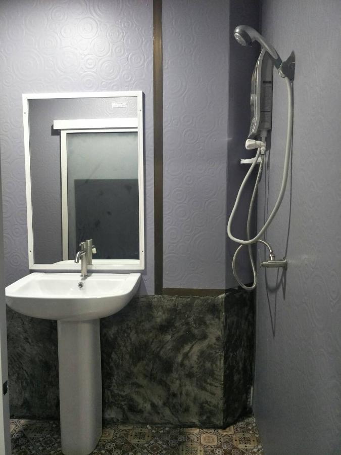 Dream Hostel Hatyai Хатъяй Экстерьер фото